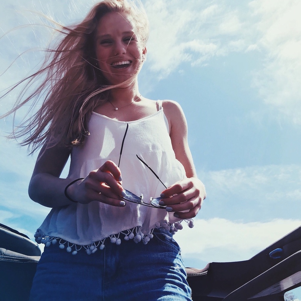 Meet your Posher, Whitney